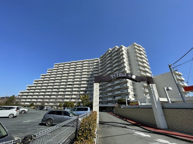 －三丁目不動産-ダイアパレス小川の外観