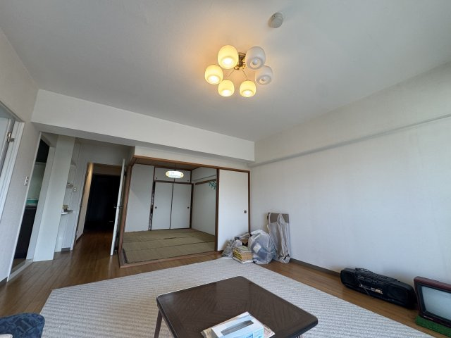 -三丁目不動産-ダイアパレス小川の居間・リビング