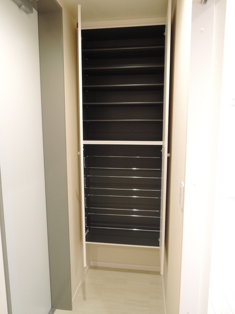 スターハイツ ウエストの玄関|★シューズBOX★