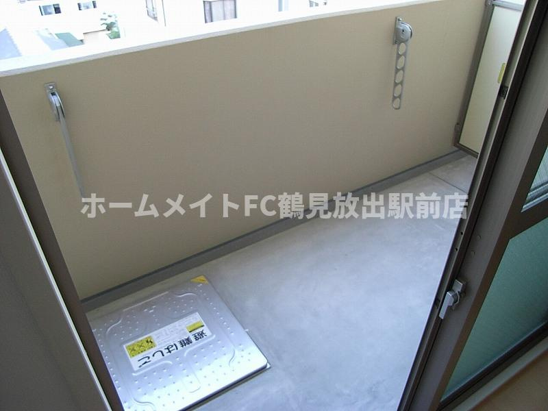 大阪市城東区鴫野東３丁目の賃貸マンションのバルコニー