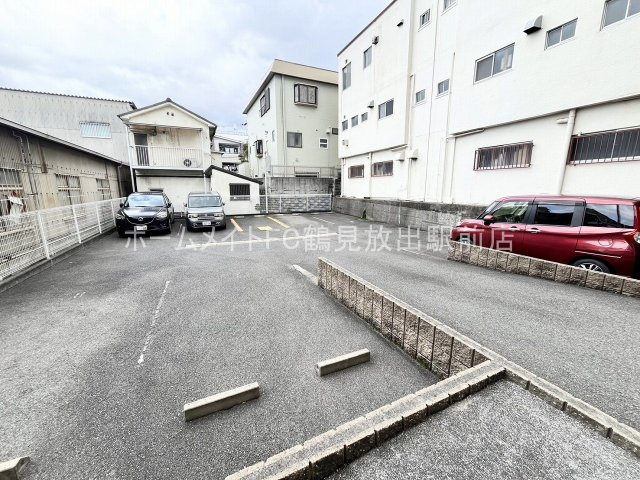 大阪市城東区鴫野東３丁目の賃貸マンションの駐車場