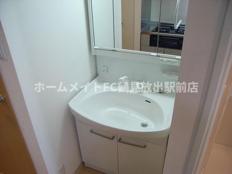 大阪市城東区鴫野東３丁目の賃貸マンションの独立洗面台
