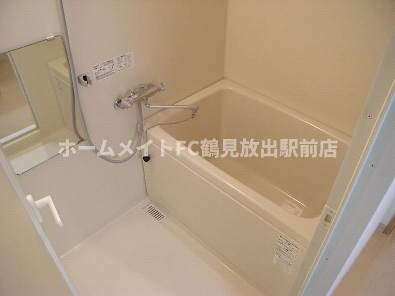 大阪市城東区鴫野東３丁目の賃貸マンションの浴室