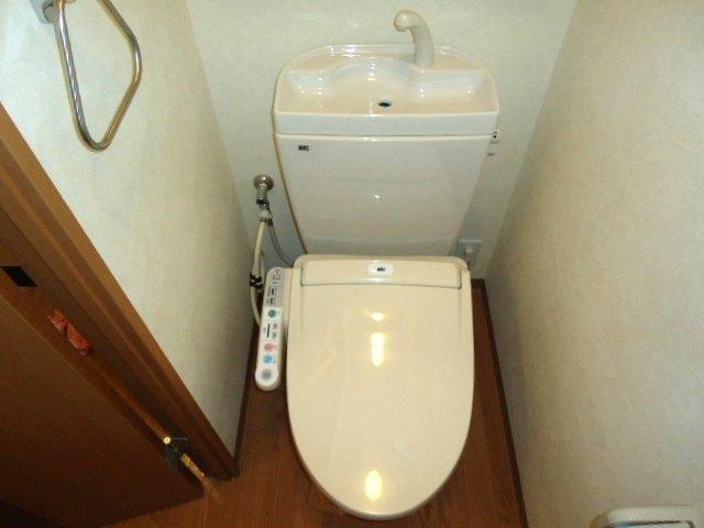 シャワー付トイレ