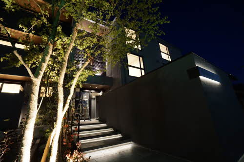 シャロームガーデン水前寺のエントランス