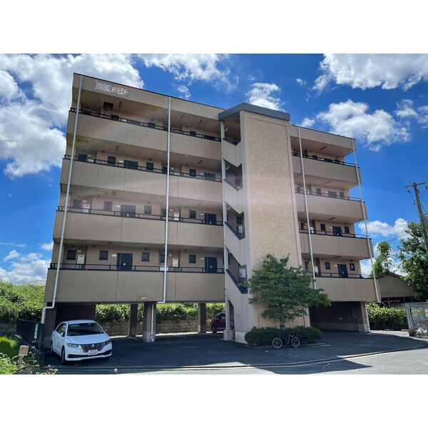 ワンピースの外観|建物外観を気になさる方へ、見た目の良い物件です