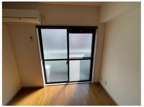 中野区本町３丁目の賃貸マンションの居間・リビング|ゆったり過ごせる居間です