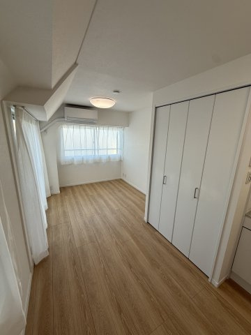 ハイツ参宮橋の居間・リビング