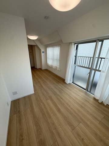 ハイツ参宮橋の洋室