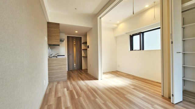 コスモグラシア新宿西早稲田の居間・リビング