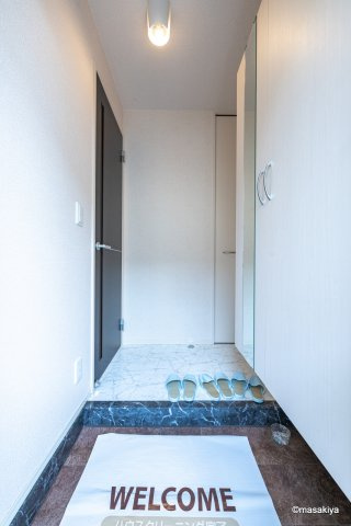 リジェール　オール　セゾン　Bの玄関