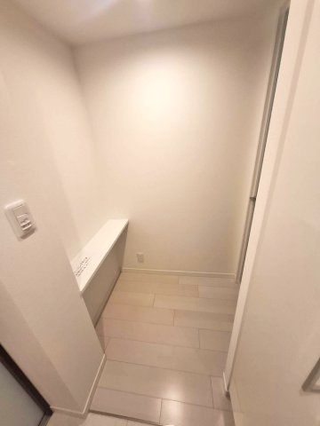 新宿区改代町の賃貸マンション