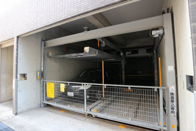 ＫＨＫコート板宿の駐車場