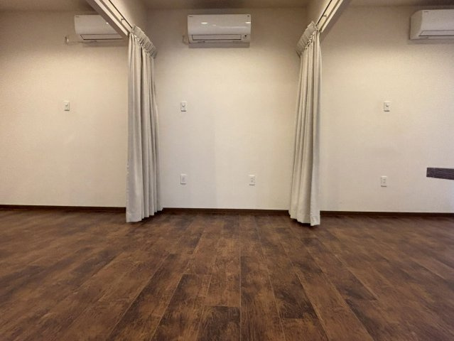 光の森　店舗付き住宅のその他|１階店舗スペース　プライベートエリア３か所