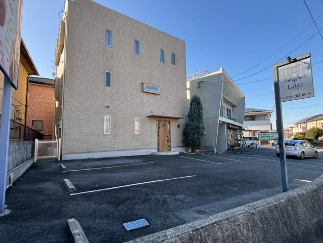 光の森　店舗付き住宅の外観