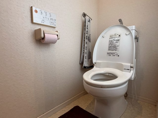 光の森　店舗付き住宅のトイレ|２階トイレ　トイレは各階計３か所