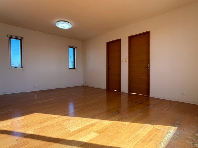 光の森　店舗付き住宅の洋室|３階　1