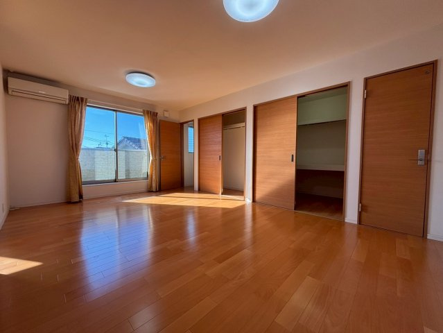 光の森　店舗付き住宅の洋室|３階　1