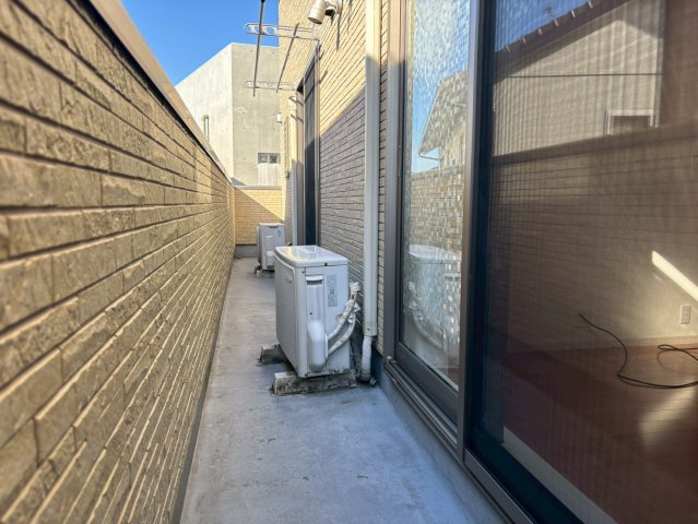 光の森　店舗付き住宅のバルコニー|３階