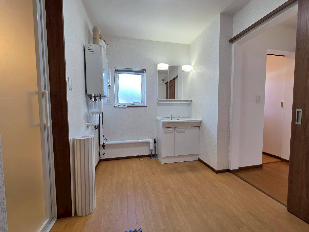 富士見2丁目　中古住宅の洗面所