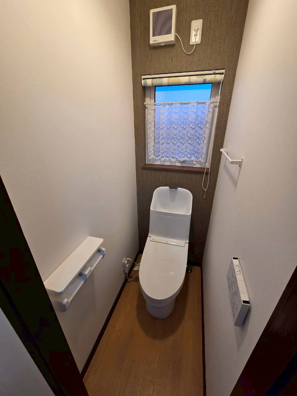 富士見2丁目　中古住宅のトイレ