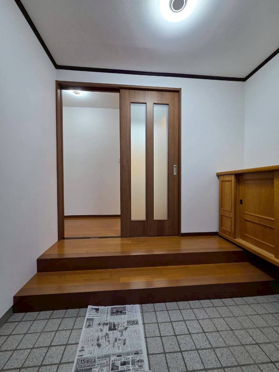 富士見2丁目　中古住宅の玄関