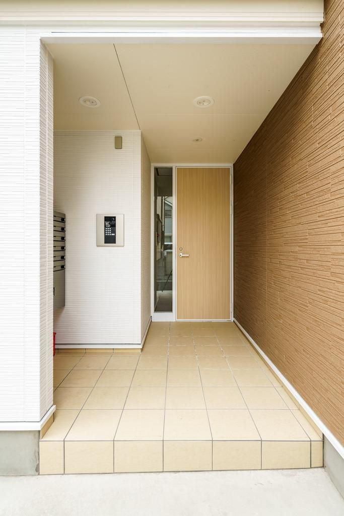 アヴェニール岩槻のエントランス