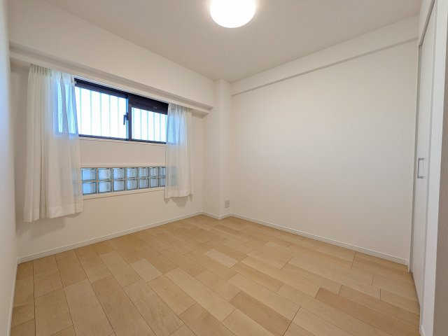 ファミールスクエア八王子の子供部屋|～5.3帖の洋室です～
