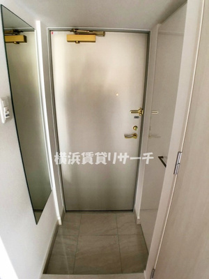 【玄関】 | リヴシティ横濱新川町弐番館