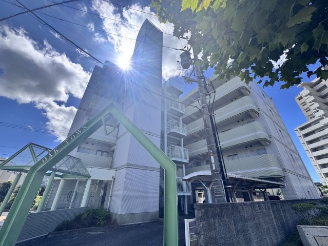 オークタウンマンションのエントランス
