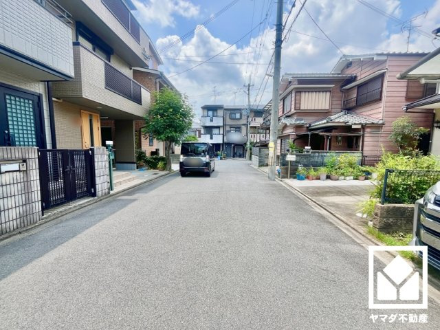 伏見区深草北鍵屋町の前面道路含む現地写真