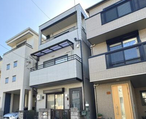 伏見区深草北鍵屋町の外観
