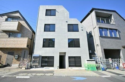 【外観】 | KI-FLAT永福町 | 鉄筋コンクリート造のがっちりとした建物。