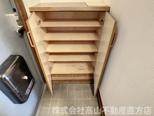 ソレアード星ヶ丘Ⅱの玄関