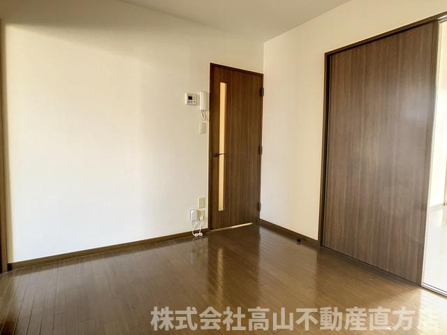 ソレアード星ヶ丘Ⅱの居間・リビング