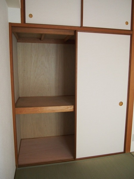 コスモプラザ行徳の収納