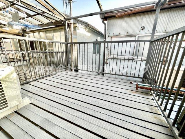 中楠の里町貸家のバルコニー