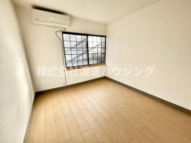 中楠の里町貸家の洋室