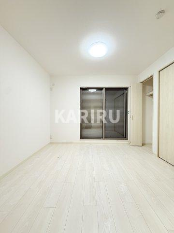 ピレーネ焼野の寝室