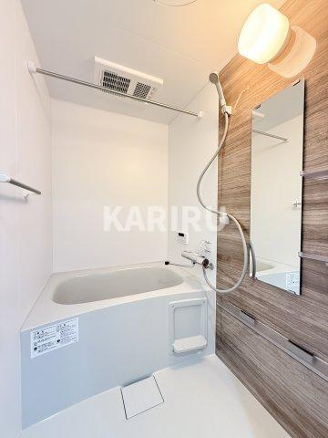 ピレーネ焼野の浴室