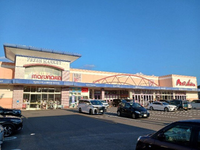 【周辺】 | グランディール枝堀Ａ | マルナカ今治松本店まで750m