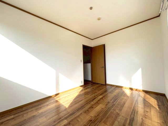 ベルシオン藤沢台の洋室