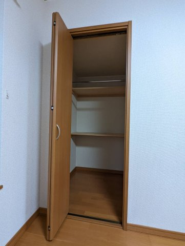 ロイヤルエステートLの収納