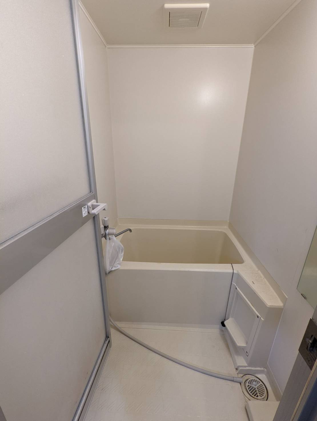 ロイヤルエステートLの浴室