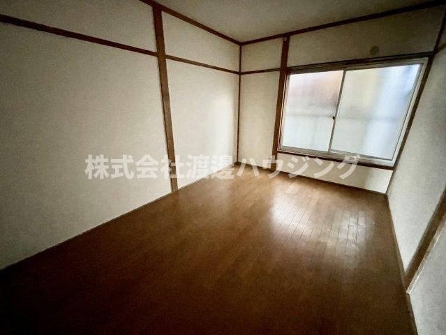 梶町3丁目貸家の寝室