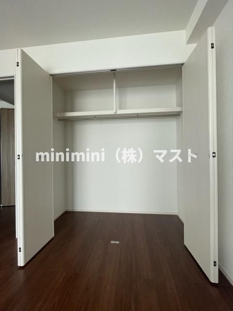 リアライズ今里南の収納