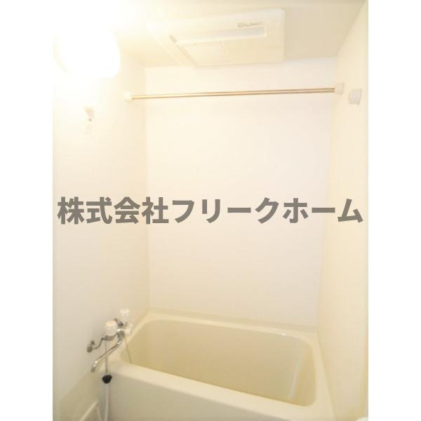 カーサカーロの浴室