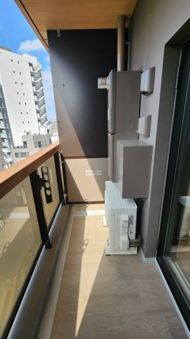 コスモグラシア新宿西早稲田のバルコニー
