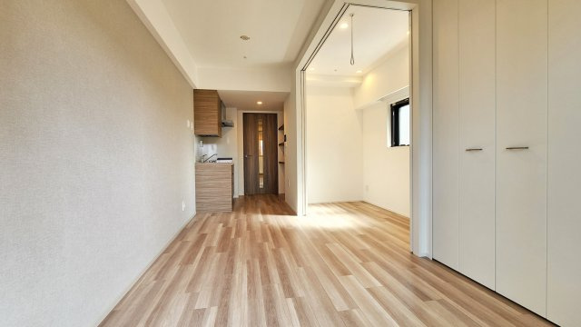 コスモグラシア新宿西早稲田の居間・リビング