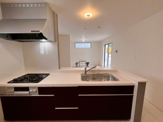 リーブルガーデンうるま市田場のキッチン